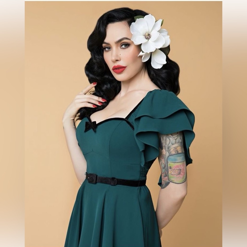 Micheline Pitt x Unique Vintage Carmelita Dress Size Small Yard Sale (See Pics)